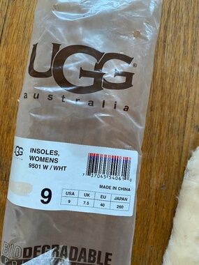 UGG new shearling insoles size 9